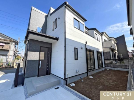 OʓH܂ތnʐ^ k4~쐼4.5̊pnɈʒu4LDKI
Ղ̗z˂ƐSn悢ʂ蔲AĴ闧nłB