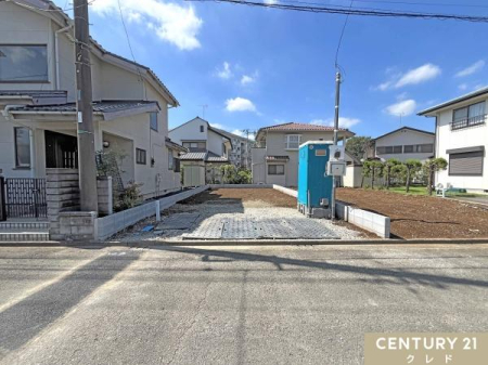 OʓH܂ތnʐ^ ݁AXn̏ԂłB
ꂩ猚݃X^[gĂ܂B
2025N12{\I