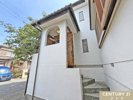  ۓIȃA[`^̃|[`Ɖ݂̂ؐhAB
ւ͓HɖʂĂȂ̂ŃvCoV[mۂ₷AhƐ܂܂B