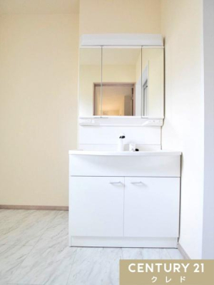 ʑEʏ [Ղ̎OʋtʉϑI
⑫̃Xy[X܂ł[BׁXpiXbLЕt܂B