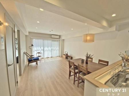 rO yLDK16.9z
_ECgŜƂV䂪JIȃrOłB
prƋ͋̕Cɍ킹ărOňقȂ][邱Ƃł܂B