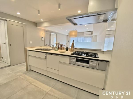 Lb` VXeLb`͐VKς݁B
ĴΖʎLb`͉ƑɎnŗHn܂B
R~jP[VƂȂX[YȔzVЕtł܂B