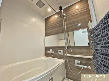  jbgoXVKς݁B
ؖڃANZg~ŐA邭oX[B
₩ȋȐ̗łł܂B