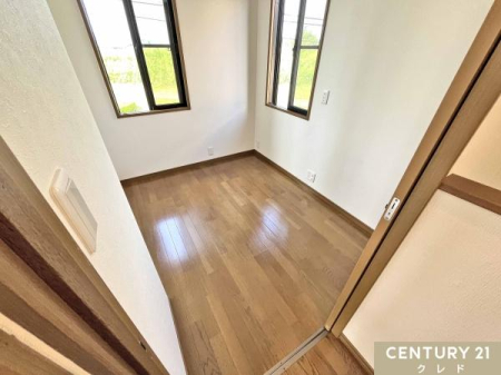 m ymz
RpNgȗm̓e[N[A~jQXg[ȂǑlȗprɎgƂł܂B
2ʍ̌ŗzǍDI