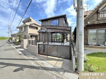 OʓH܂ތnʐ^ L΁ASn悢J𖞋ił܂B
ՐÂȏZnł̂т̂щ߂܂B
OʓH͕6AԂ̂Ⴂ⒓ԂSB