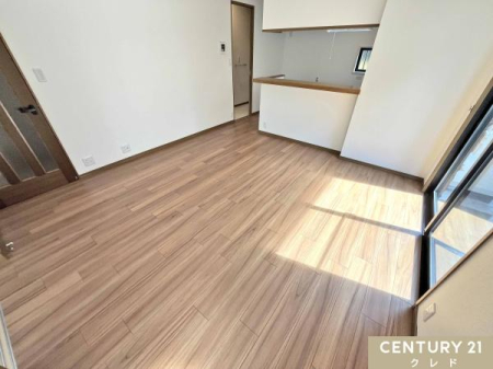 rO ʂɑ݂ȅ́A邢ՂƓ鋏Sn̗ǂXy[XB
ǂȃeCXg̉ƋĂVvȓłB