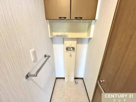 ʑEʏ @ȕ㕔ɂ͎[I܂B^I܂Ȃǂ[ł̂ŕ֗I
[oX[YŉƎI