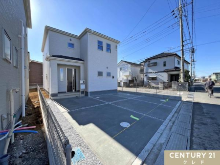 �O�ʓ��H�܂ތ��n�ʐ^ �J�[�X�y�[�X�ɂ͎Ԏ�ɂ���ĕ���3��̎Ԃ����ԉ\�I
�����̒ʋ΂₨�������A���q���̒��ԃX�y�[�X�Ƃ��Ďg�p����ۂ��]�T�̂���L���ł��B