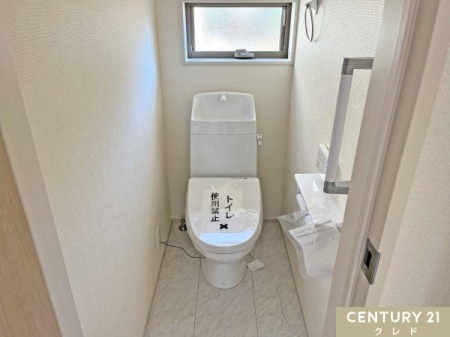 �g�C�� ���₷�����삪�ȒP�ȉ������֍��B
�ǖʂɃ����R����ݒu���邱�Ƃɂ��A�y�Ȏp���ł̑��삪�\�B
��������Ƃ������ő|�����₷���݌v�ł��B