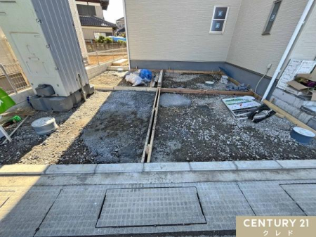 �O�ʓ��H�܂ތ��n�ʐ^ �O�ʓ��H�͖k����8.8���B
���Ԃ̏o������₷��Ⴂ���X���[�Y�ɍs���܂��B