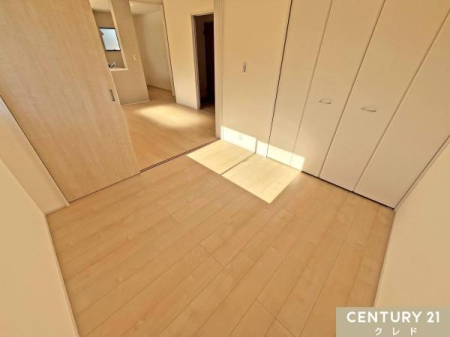 �m�� �y�m��4.5���z
���r���O�ƍ��킹��20�����̂�Ƃ�̃t���A�Ƃ��Ă��g���鎩�R�x�̍����Ԏ��B
���L�����Ƒ��̃��C�t�X�^�C���Ƀt�B�b�g���܂��B