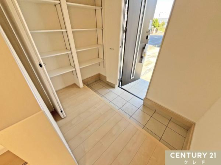 ���� �ySIC�z
�C��x�r�[�J�[���y�Ɏ��[�ł���V���[�Y�C���N���[�[�b�g�������I
���D�݂̈ʒu�ŌŒ肷�邱�Ƃ��ł�����I�Ŏ��[�͂��A�b�v�B