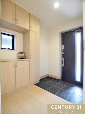  V܂ō̂g[^CṽV[Y{bNXݒuB
ƑŠCƎ[łA֎ɔۂƂł܂B