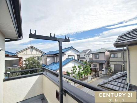 Z˂̒]ʐ^ oRj[̒]łB
z̗ǂZXGÁAX̉Ǝ׋̍ԂɂقƈꑧƂł܂B