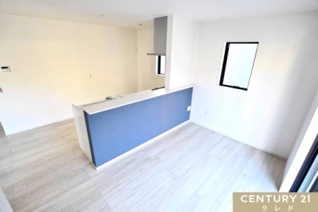 rO yLDK18z
̖邢ԂɁAu[̃JE^[ANZgƂȂ邱ԁB
Lb`Ƃ̈̊AƑ̉by݂Ȃ肭낰܂B