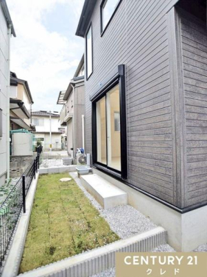  쑤ɂ͐AĂAG߂̉ԂAAX̕炵ɍʂY邨tB
OݒuĂ̂ŁAE|ɂ֗łB