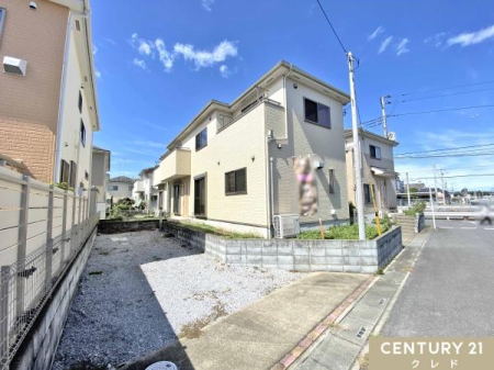 OʓH܂ތnʐ^ y~n45ؒ4LDK{z
S̖邢Z܂B
{݂kłqlȂʂGABqĉƑɂIXXI