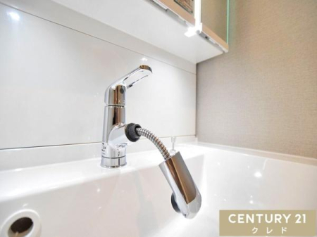 ���ʑ�E���ʏ� �y�V�����v�[�h���b�T�[�z
�����o���Ďg����V�����[�����ŁA�����Ȃ��q�l�̎�􂢂�A�Z�������̐��E���������N���N�B