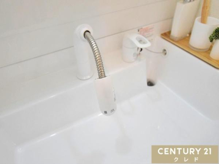 ʑEʏ yVv[hbT[z
oĎgV[ŁAȂql̎􂢂AZ̐ENNB