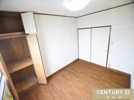 m ym6z
zCg~ؖڒ̃VvȗmB
D݂̉ƋG݂Rɔzuł̂ŁÁgSn̂ԁhy߂܂B
