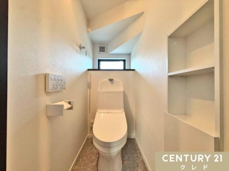 �g�C�� ���₷�����삪�ȒP�ȉ������֍��B
�ǖʂɃ����R����ݒu���邱�Ƃɂ��A�y�Ȏp���ł̑��삪�\�B
��������Ƃ������ő|�����₷���݌v�ł��B