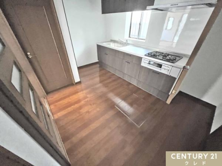 Lb` y5.5Lb`z
5.5̂Ƃ肠ƗLb`B[tŕЕtKBe[uƓdu₷LŁAƎX[YłB