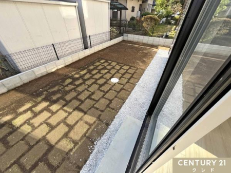  AĂAG߂̉ԂAAX̕炵ɍʂY邨tB
Ƒ̂났̂ЂƂƂxASn悢Xy[XłB