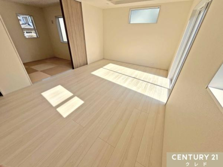 rO yLDK17z
3ʍ̌A쑤ɊJ݂rÓA邢ՂƓ鋏Sn̗ǂԁB
Ƒ݂ȂR̂ŐSnǂ߂Ƃł܂B