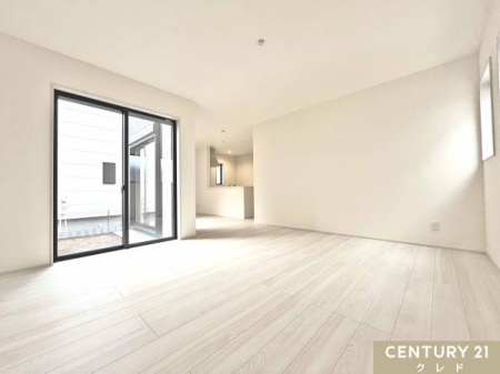 rO y19LDKz
3ʍ̌Ŗ邢19LDKBrOƃ_CjORɕ₷CAEgŁAƋzuX[YBƑ̎ԂSn悭L܂B