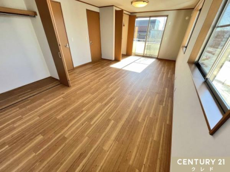 �m�� �y�m��9.25���{9.25���z
���������K�v�ɂȂ����ۂ�2�����ɕ����\�Ȏd�l�B
�n���K�[�p�C�v�t�����[�̓V���c��R�[�g�̃V�����}���₷���A�����̐g�x�x���X���[�Y�I