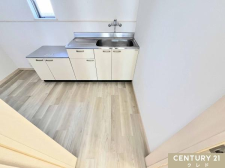 �L�b�`�� �y�������z
1�K��2�K�ɃL�b�`��������A�t���A�𕪂��Ďg���₷���݌v�B
�����o����H���̏����ōs��������K�v���Ȃ��A�����⃉���`�̏��������K�B