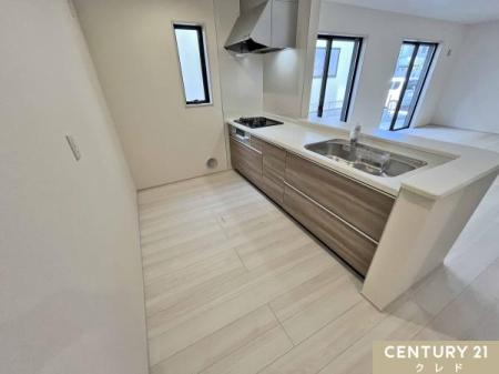 Lb` LXJE^[t̑ΖʃLb`BzV≺炦₷AƑ̗lqȂƂł܂B[ՂŉƎAbvB
