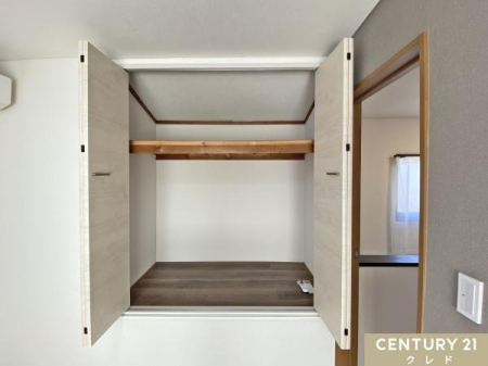 [ y2K6z
S[tI
CtX^C̕ωɑΉĂgƂł܂B
mۂ邱Ƃő|₷Vł̗ẑy߂܂B