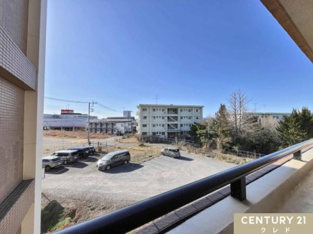 �Z�˂���̒��]�ʐ^ �O�ʂɍ������������Ȃ��J�����̂��钭�߁B�����炵���ǂ��A�S�n�悢���������������ԂœV�C�̗ǂ����ɂ͐S�����t���b�V���ł��܂��ˁB