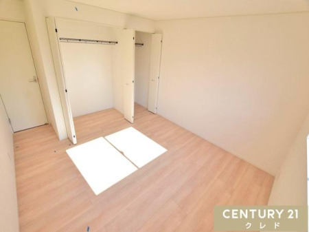 Q ym8.5z
邢z˂Ƒu₩ȕʂ蔲AJӂ邨B
2̎[tŎgǂAQƂĂ肨߂܂B