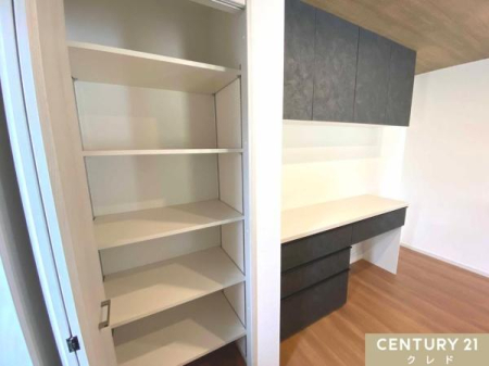 [ ypg[z
Lb`͐o₷ꏊłApg[ł[͂mۂ邱ƂŁALb`LCɕЕt₷Ȃ̂͂̂PƂȂĂ܂B