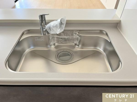 Lb` y򐅊̌^z
Ă𐆂ƂIX[vƂ֗I
֌Ђ˂΁ASŔłg򐅊tLb`łIg₷L߂̃VNŉƎ͂ǂ܂B