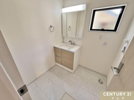 ʑEʏ ̂ʎB
[t̐ʉϑŏЕt܂B
CA̐gxx󓮐KłB