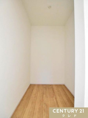 ���[ �y�m��7.5���@WIC�z
�V�[�Y�����̃A�E�^�[���珬���ނ܂ŁA�m���D���ɂ͊������\���ȍL���I
�ߗނ������Ղ���[�ł���̂ŁA�����̂��m���I�т��y���݂ɂȂ肻���ł��ˁB