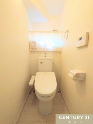 gC ւ̕SɔzAKȐT|[g鉷@\tgCB
tĂ̂ŊC₷AȋԂۂĂ܂B