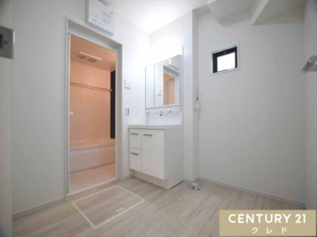 ʑEʏ OʋV[̐ʉϑ邢ʎBtŊC₷A@u܂Ƃ̂g₷ԂłB