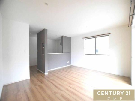 rO y16LDKz
Ƒ̉beޑΖʃLb`B16̂LDK͉Ƌzu݁BE났E׋܂ň̋ԂŉKɉ߂܂B