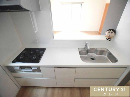 Lb` beޑΖʃLb`BrO̗lqnȂ璲łAzVЕtX[YBƎƌ𗼗łlC̃X^CłB