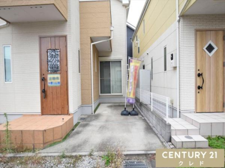 ԏ 1\ȃJ[Xy[XtB̒ʋ΂₨ql̑}ȂǁAԈړC̕ɂłˁB
Ew\ȂǁACyɂ₢킹I