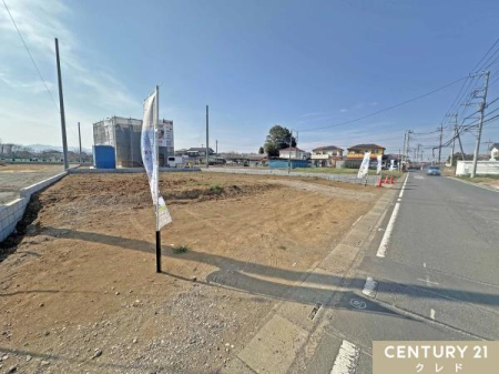 �O�ʓ��H�܂ތ��n�ʐ^ ����������E�z�����u��ˉw�v�o�X15���u�k��v�o�X���10���B
�u��ː��X�}�[�g�C���^�[�v�܂ŎԂ�6���B
���o�������X���[�Y�ł��B