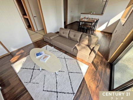 rO yLDK14.9z
rOɂ̓fƋݒuB
ۂ̕炵C[W₷AƋ̃CAEg␶z₷ȂĂ܂B
ṼC[WƍLQlɂȂԂłB