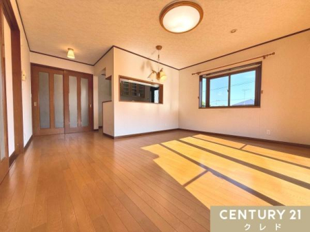 rO Lb`ƂȂ錩ʂ̗ǂŁAƑԂƐg߂ɁB
ǂ̃CeAɂ}b`₷i`ȋԂŃCAEgy߂܂B