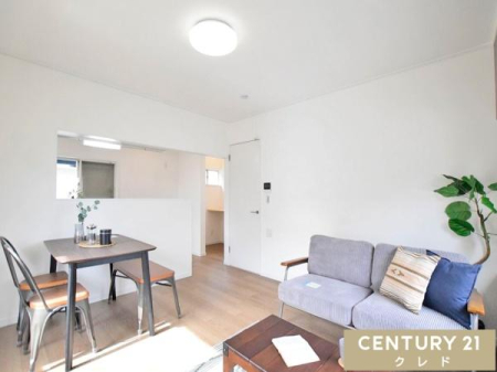 rO y2K@LDK13.5z
JƗzɂ2KrOB
_炩ȗžՂƍ݁AƑ݂ȂRƏW܂鉷ԂłB