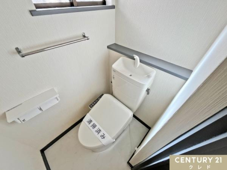 �g�C�� ���œ��ꂳ��Ă���A�����Ŗ��邢��ۂ̃g�C���͐��|�ς݂ƂȂ��Ă��܂��B
���֍��t���̃g�C���͗l�X�ȋ@�\�ɂ���ĉ��K�������܂�܂��B