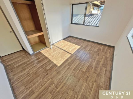 �q������ �y�m��6.5���z
6.5���͂�Ƃ���������q�������ɂ��K�����L���I
�׋�����{�I�Ȃǂ̉Ƌ��u���Ă��t���[�X�y�[�X���m�ۂ��邱�Ƃ��ł��܂��B